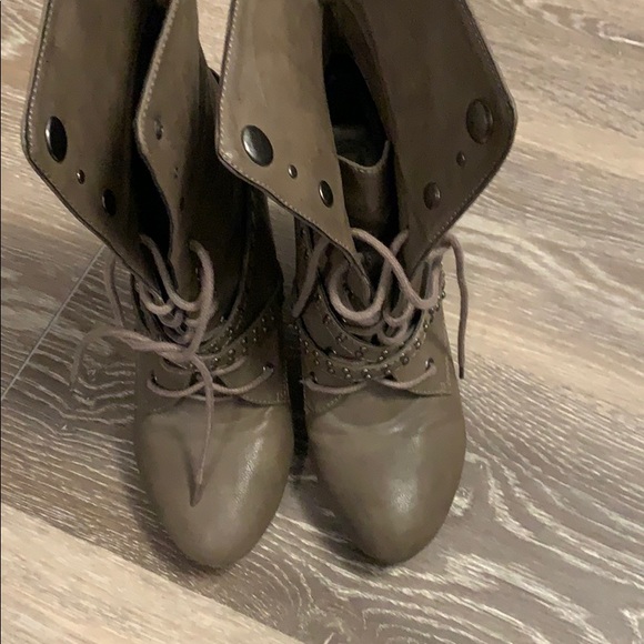 SPRING Heel Boots, size 38 (7) - Picture 4 of 6